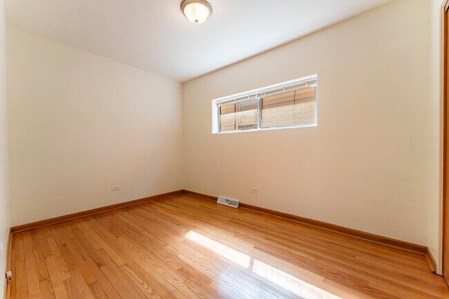 Building Photo - 2619 Home Ave