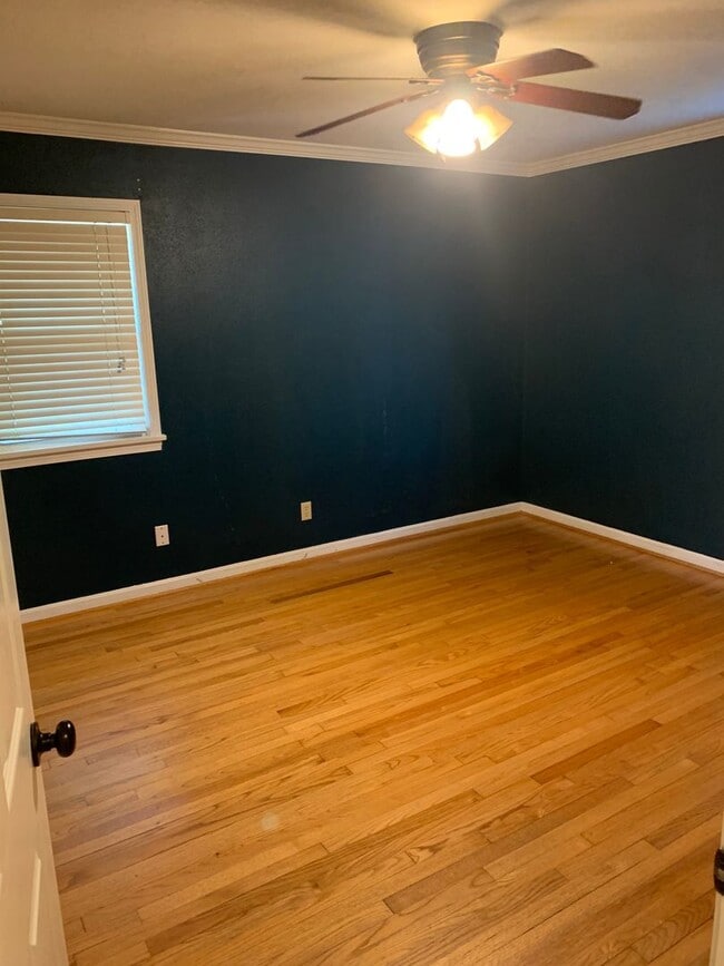 Building Photo - 1991 Idlewood Dr