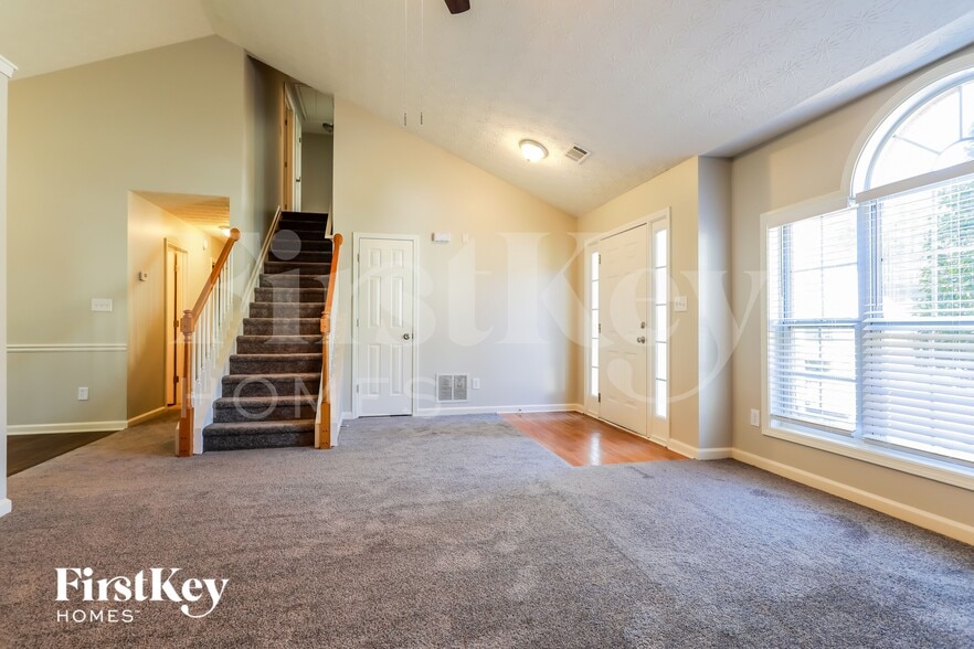 Building Photo - 1175 Grace Dr