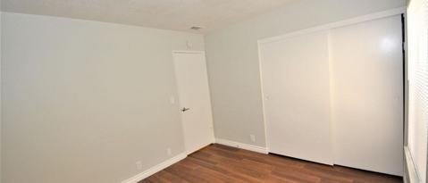 Building Photo - 1039 Bradford Ave