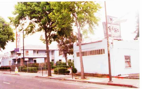 Building Photo - Erna P. Harris Court