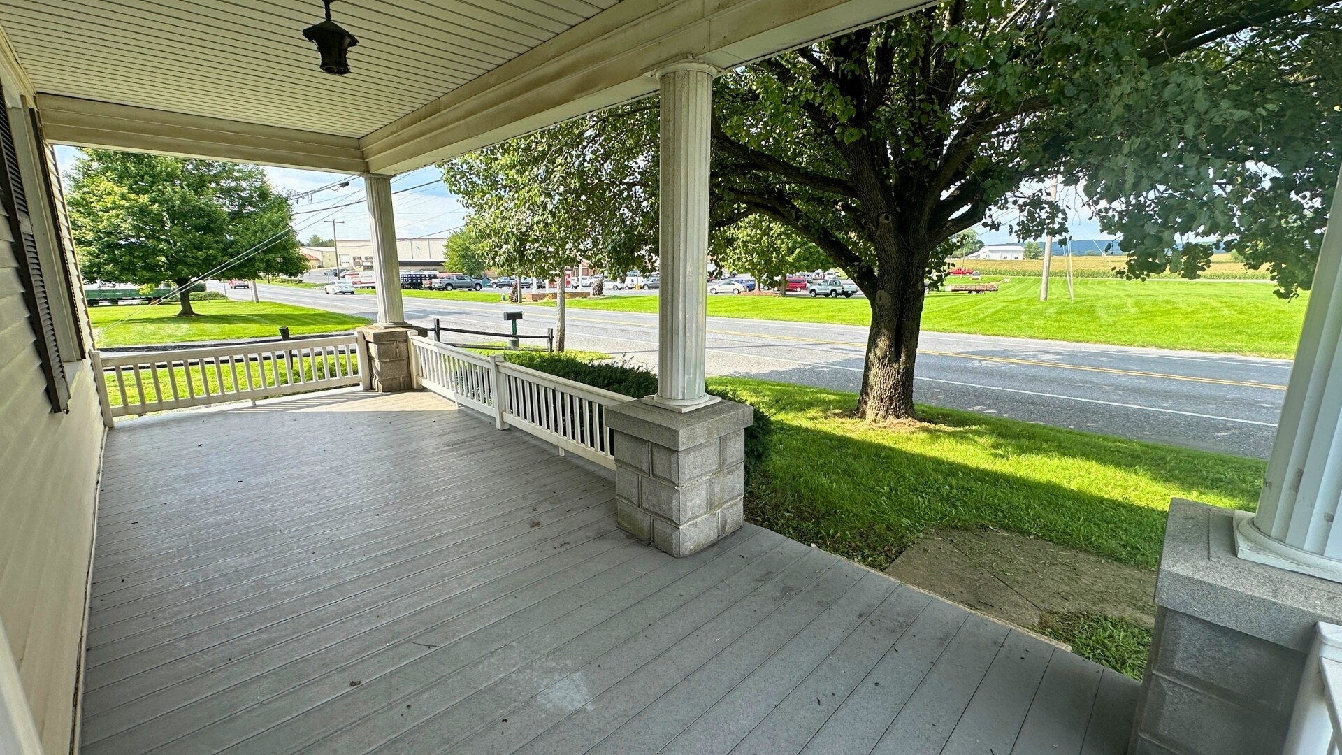 Building Photo - 1864 W Main St