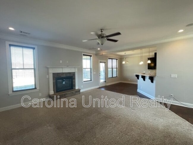 Building Photo - 344 Brentford Ave