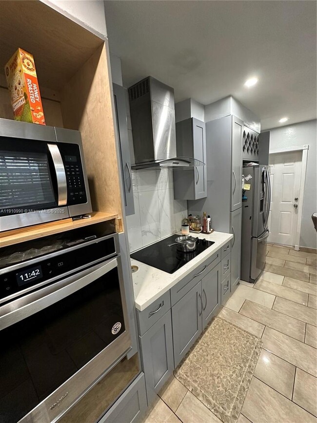 Building Photo - 6439 SW 7th St