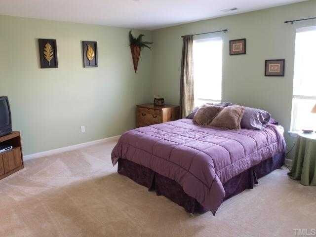 Building Photo - 3 Bedroom Townhouse In Wakefield with 1 Car Garage