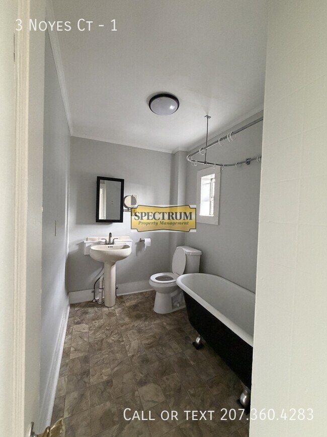 Building Photo - 3 Noyes Ct