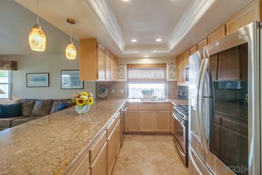 Building Photo - 12454 Salmon River Rd