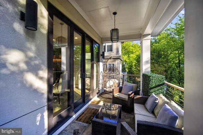 Building Photo - 5310 Dorsett Pl NW