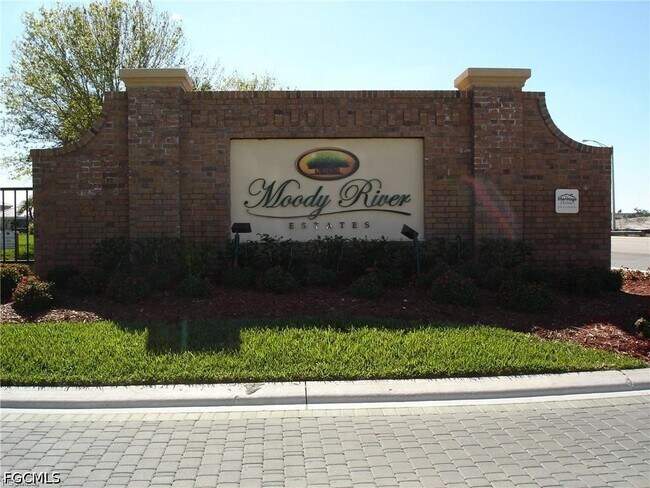 Building Photo - 13215 Silver Thorn Loop