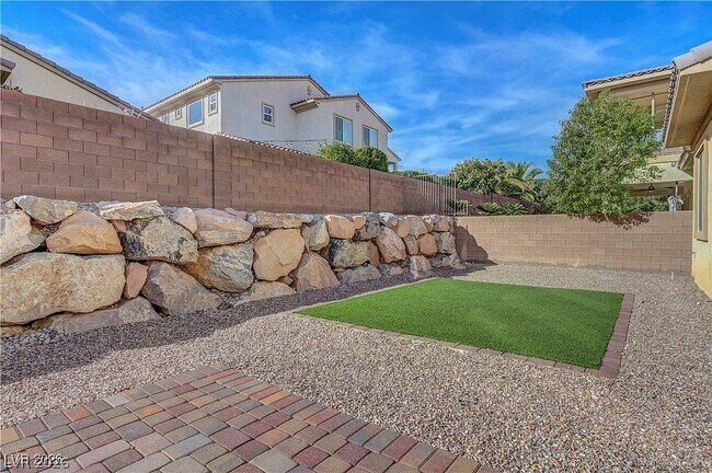 Building Photo - 7931 Campers Village Ave