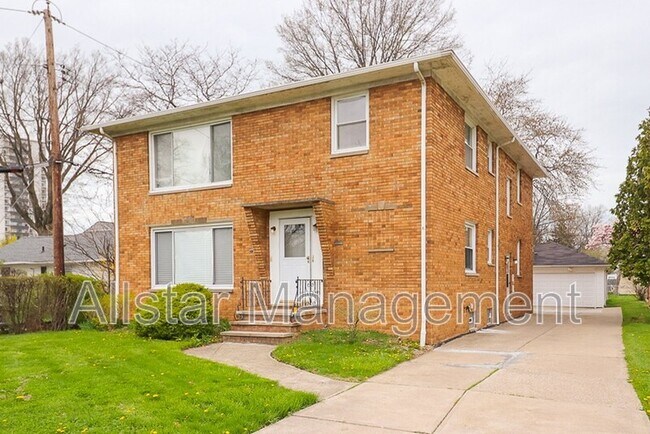 Building Photo - 26611 Lakeshore Blvd