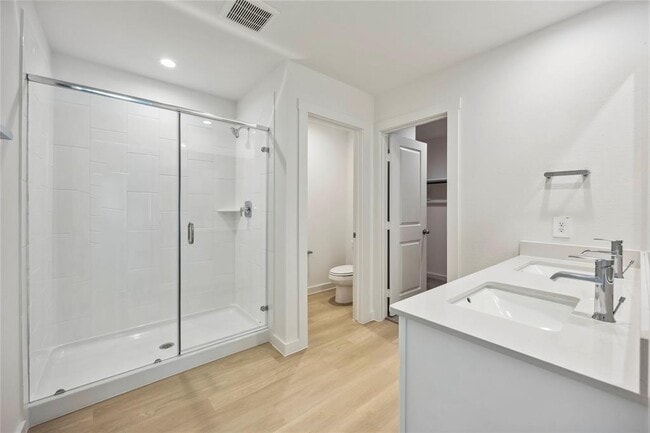 Building Photo - 1715 Battisti Dr
