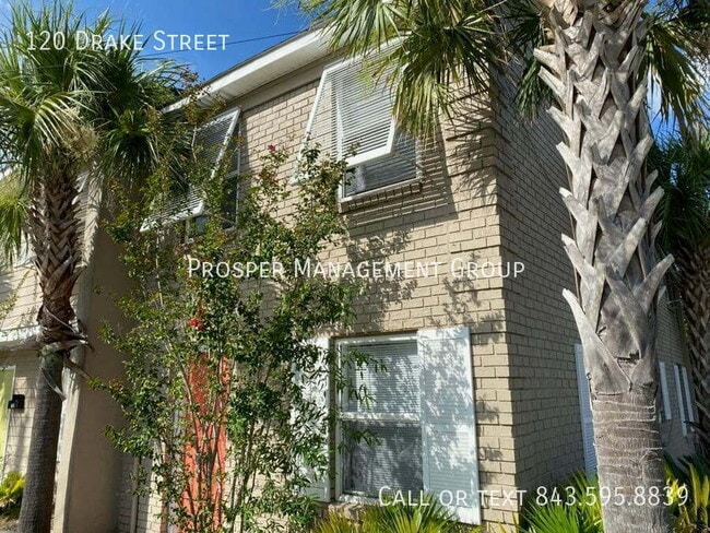 Primary Photo - 120 Drake St