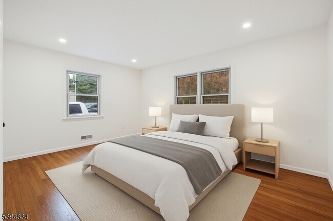 Building Photo - 76 Mt Kemble Ave