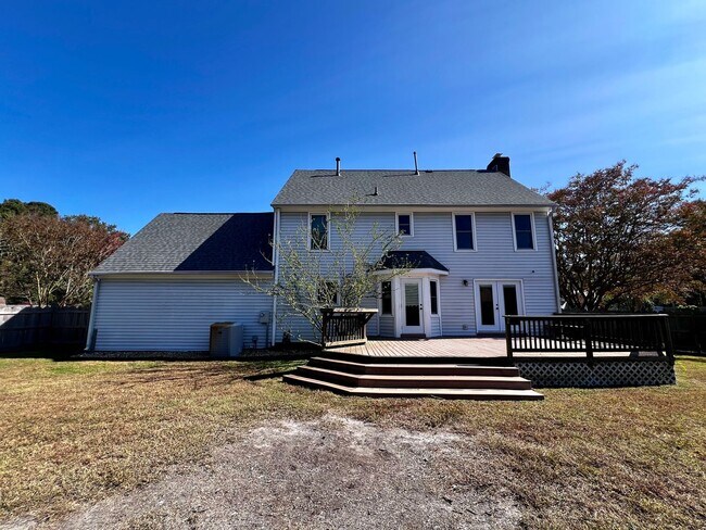 Building Photo - Beautiful home in the desirable Wellington...