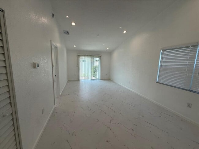 Building Photo - 1805 Orange Blvd Way