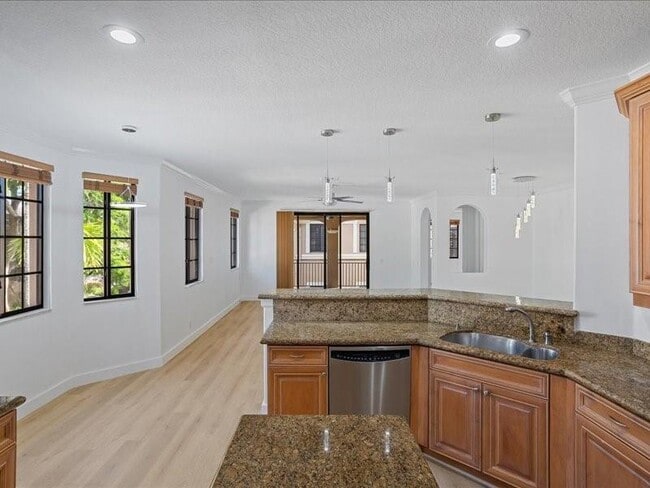 Building Photo - 2798 Center Ct Dr