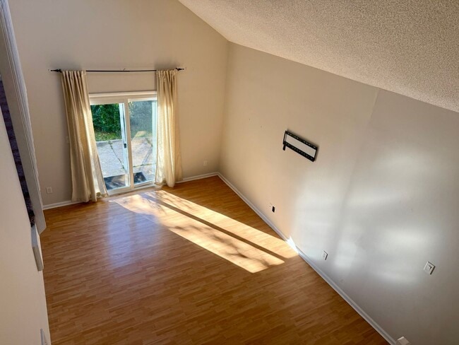 Building Photo - Beautiful Single-Family Home in Green Run