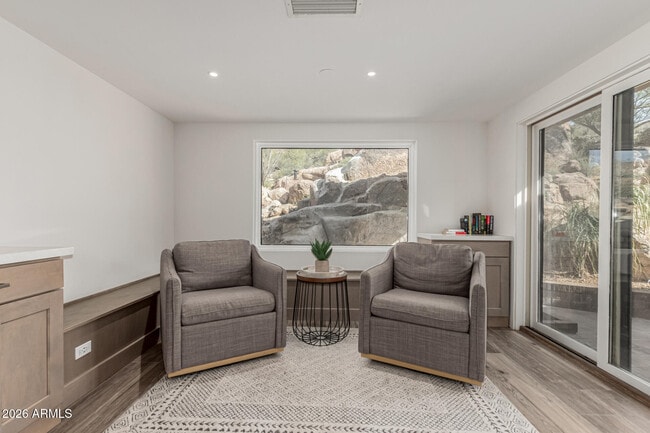 Building Photo - 3001 Ironwood Rd