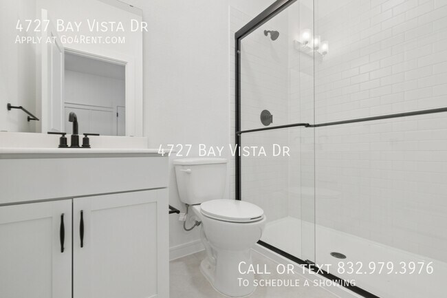 Building Photo - 4727 Bay Vista Dr