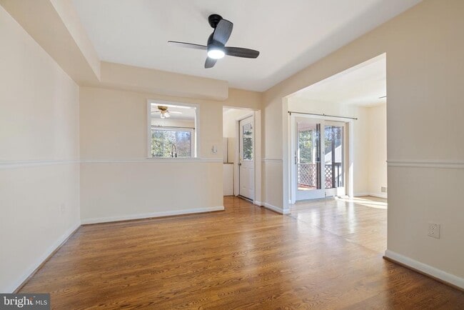 Building Photo - 1032 Pinecrest Dr