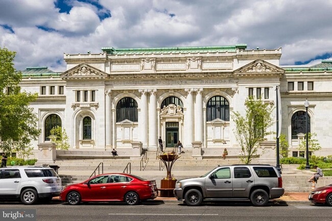 Building Photo - 555 Massachusetts Ave NW
