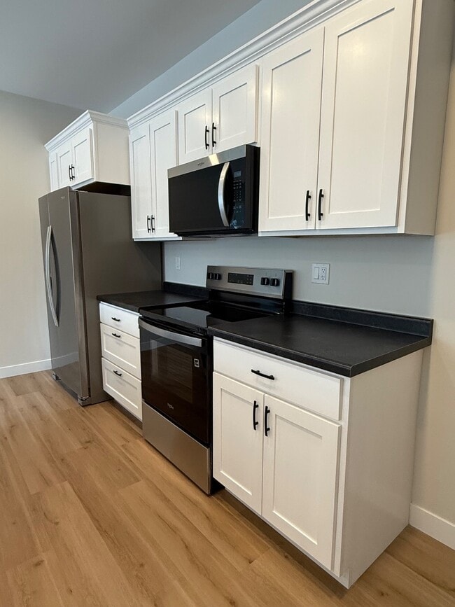 Building Photo - 2305 Ave G