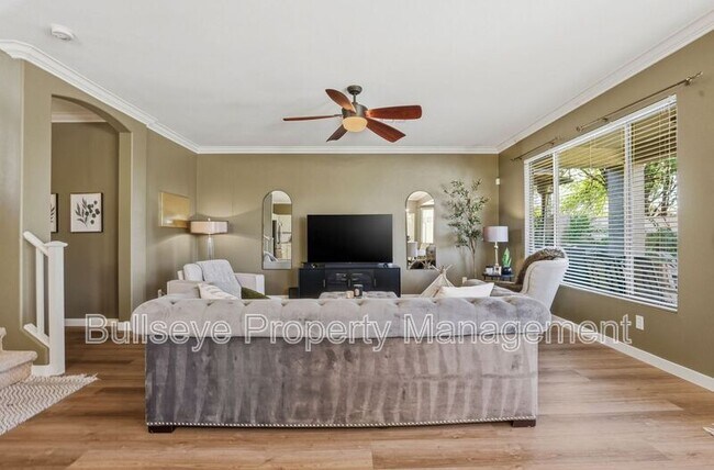 Building Photo - 4321 E Desert Sky Ct