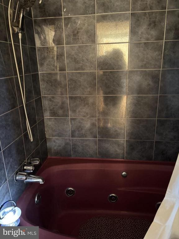 Building Photo - 4410 Briarwood Ct N