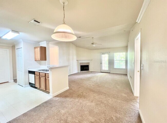 Building Photo - 18469 Bridle Club Dr