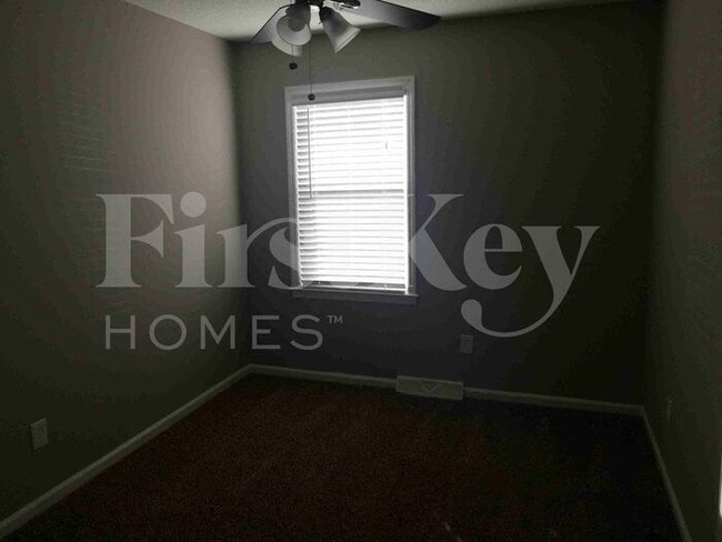 Building Photo - 4019 Ladson Rd