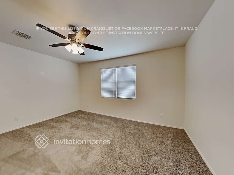 Building Photo - 37746 W Capri Ave