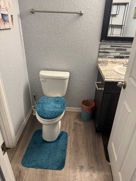 Building Photo - 14892 E Kentucky Dr