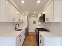 Building Photo - 2 bedroom in ASTORIA NY 11105