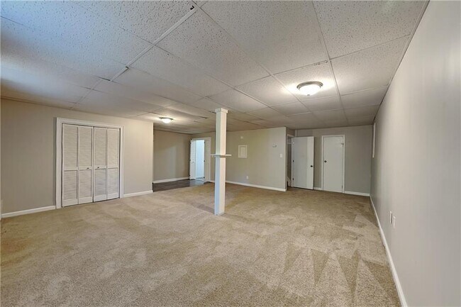 Building Photo - 4730 Spring Gate Dr