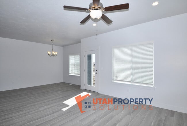 Building Photo - 4798 Breezy Patch Rd