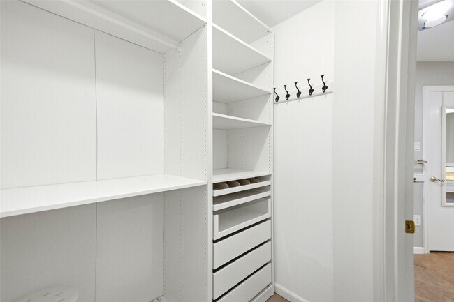 Building Photo - 20646 Prince Creek Dr