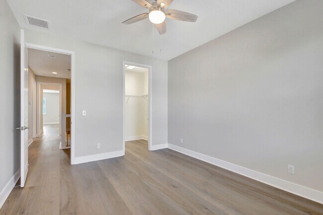 Building Photo - 4924 Pointe Midtown Way