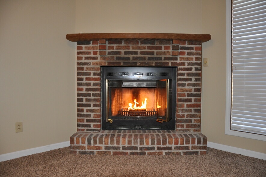 Building Photo - 3634 Monte Vista Dr