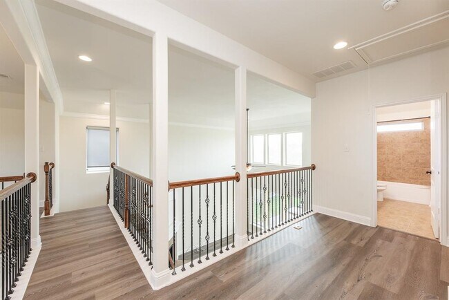 Building Photo - 4015 Addison Ranch Ln