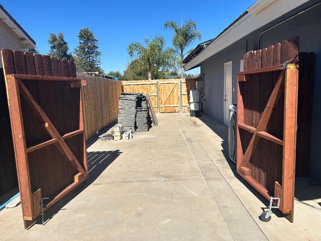 Building Photo - 1658 Bartram Way