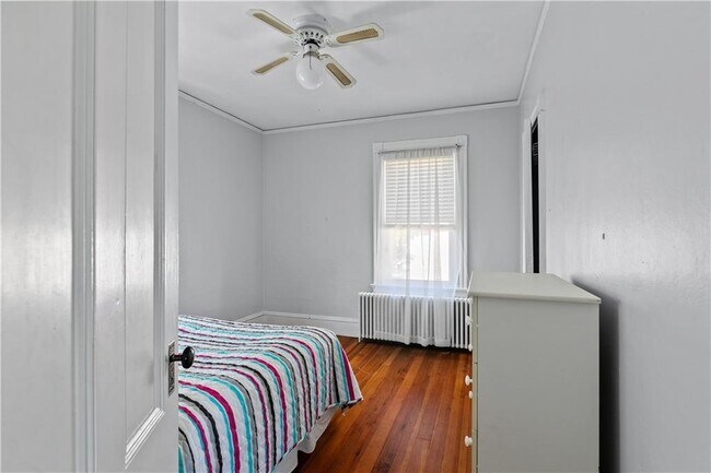Building Photo - 5 Slocum St