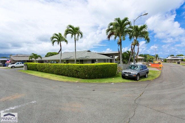 Building Photo - 44-703-703 Alakai St
