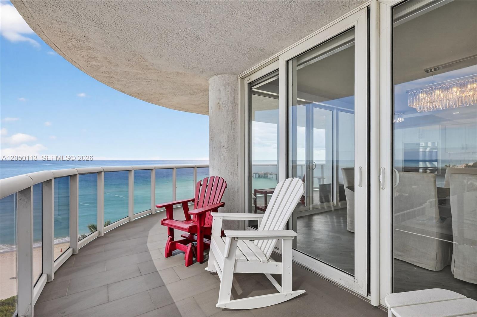 Building Photo - 16711 Collins Ave