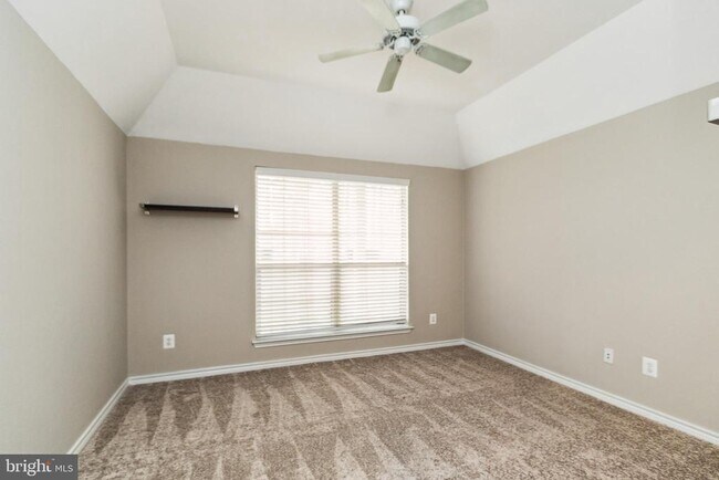 Building Photo - 12151 Penderview Ln