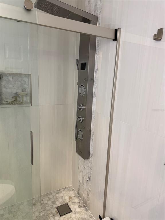 Building Photo - 314 Regency St