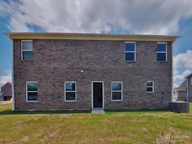 Building Photo - 1300 Deutz Dr