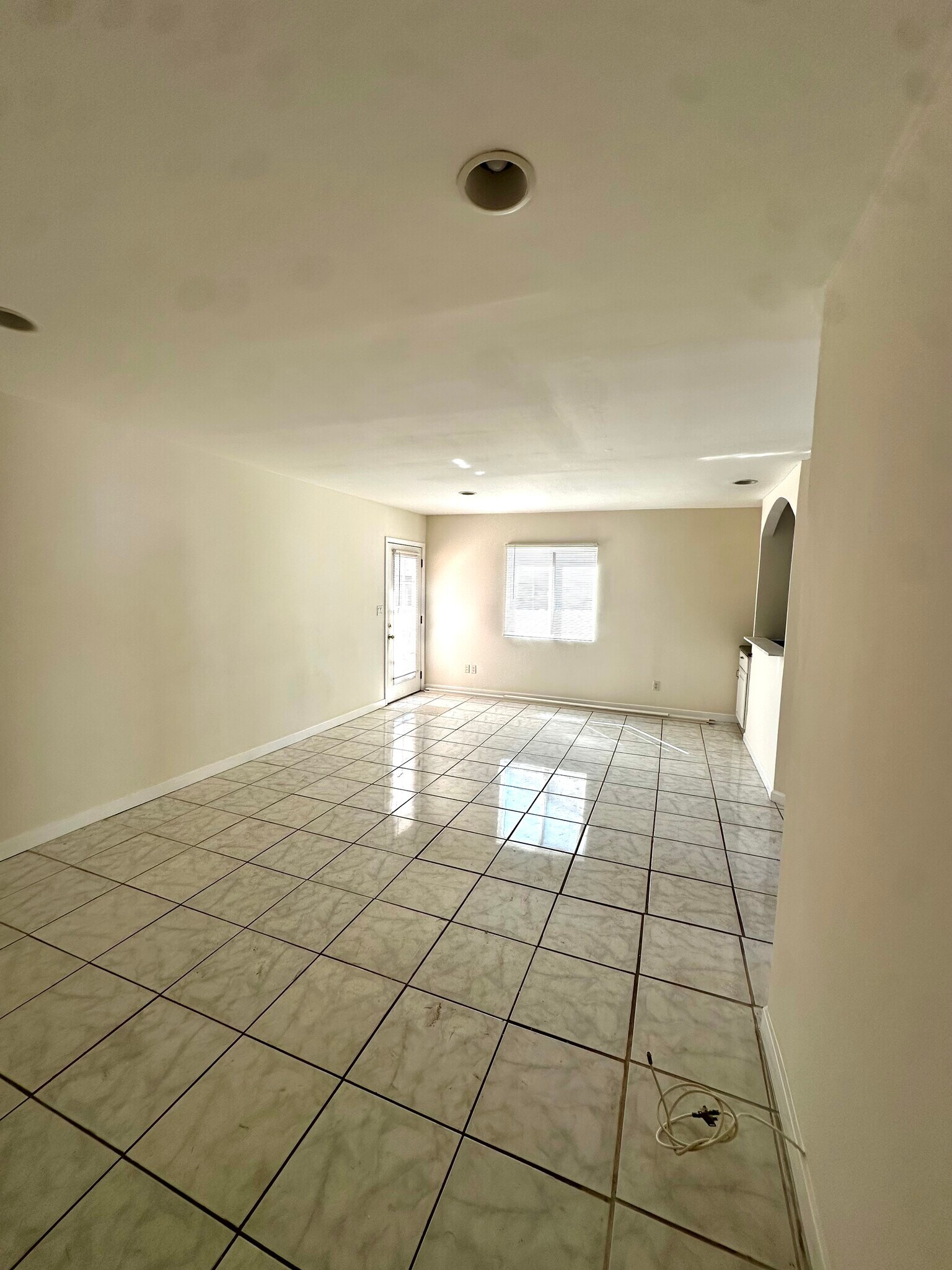 Building Photo - 14684 Nurmi St