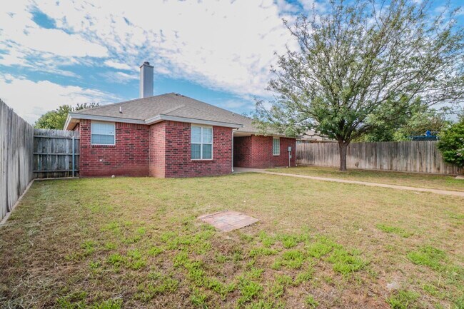 Building Photo - 6704 6th St