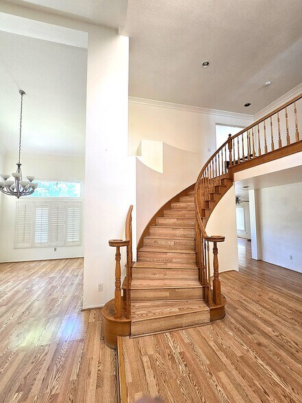 Building Photo - 13105 Brentwood Ln